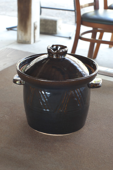 土鍋　トルコ　ギュヴェチ　煮込料理　鍋料理　素朴　野焼き　炊飯　調理器具　窯　釜
